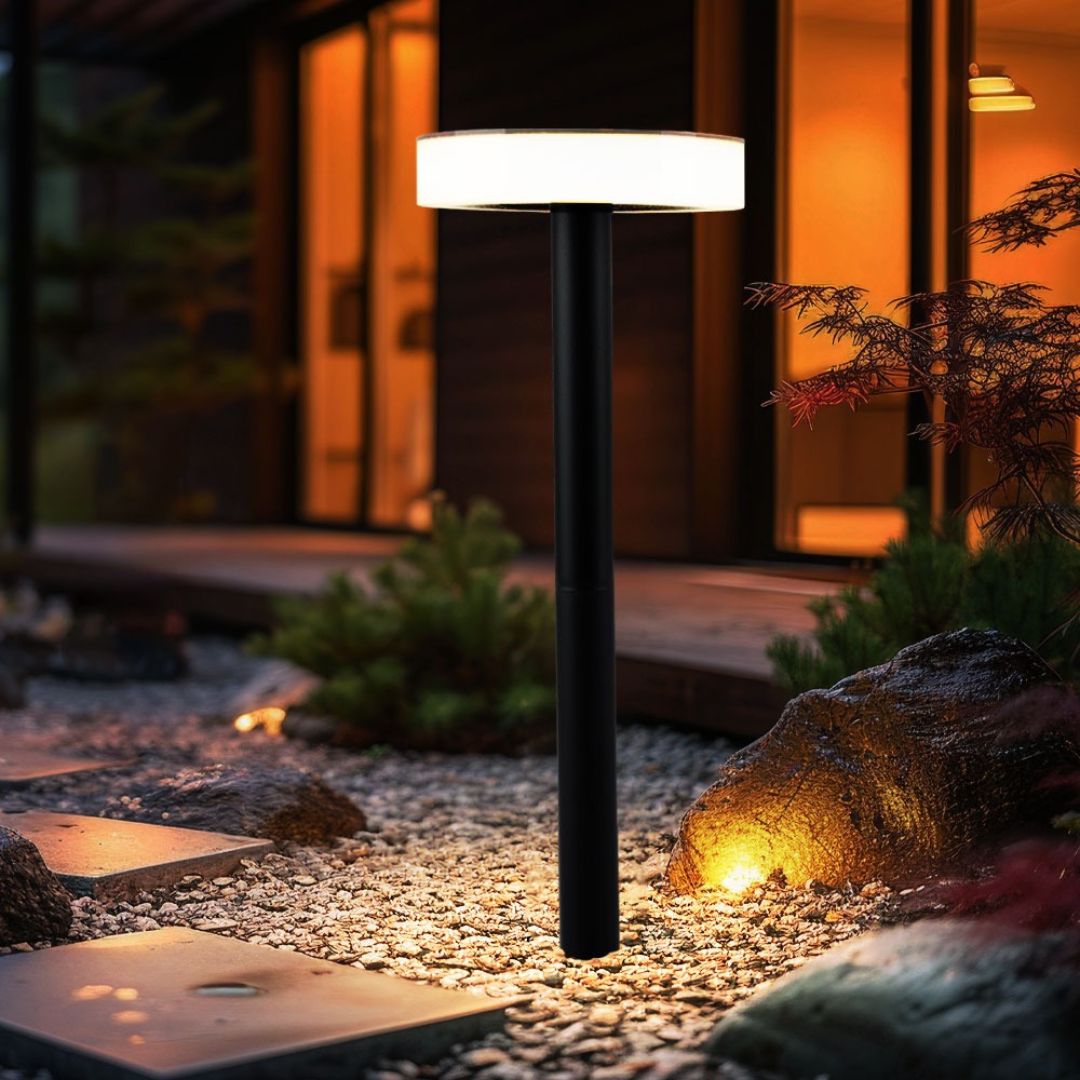 Solar-LED-Gartenleuchte mit Erdspieß Schwarz Außenlampe