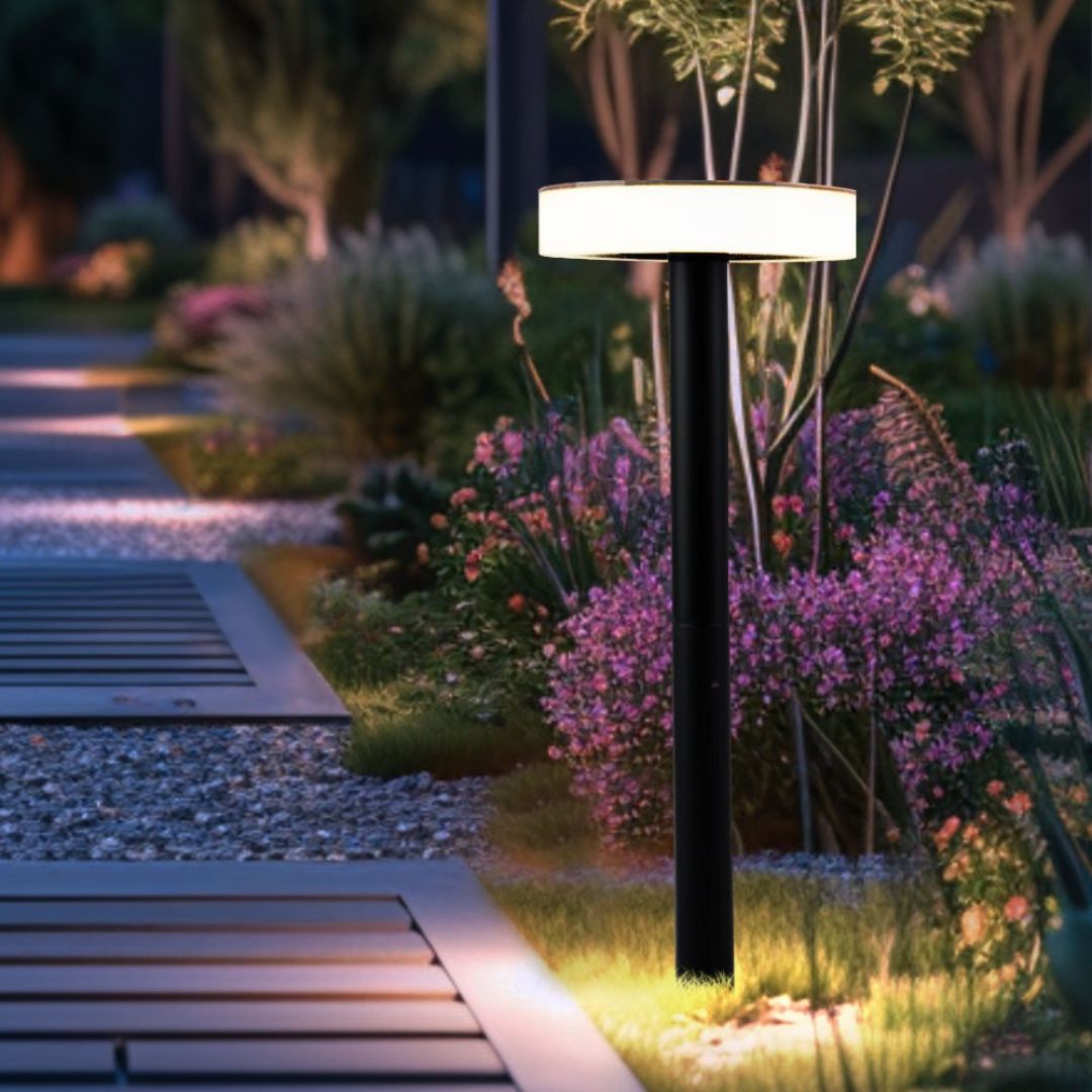 Solar-LED-Gartenleuchte mit Erdspieß Schwarz Außenlampe
