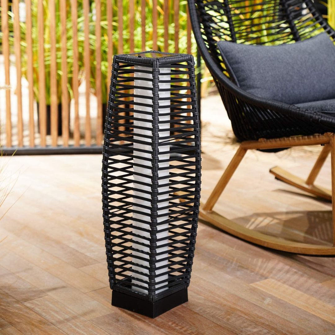 Solarbetriebene Außenlaterne aus Wicker – Wetterfest, 25 Lumen, Grau