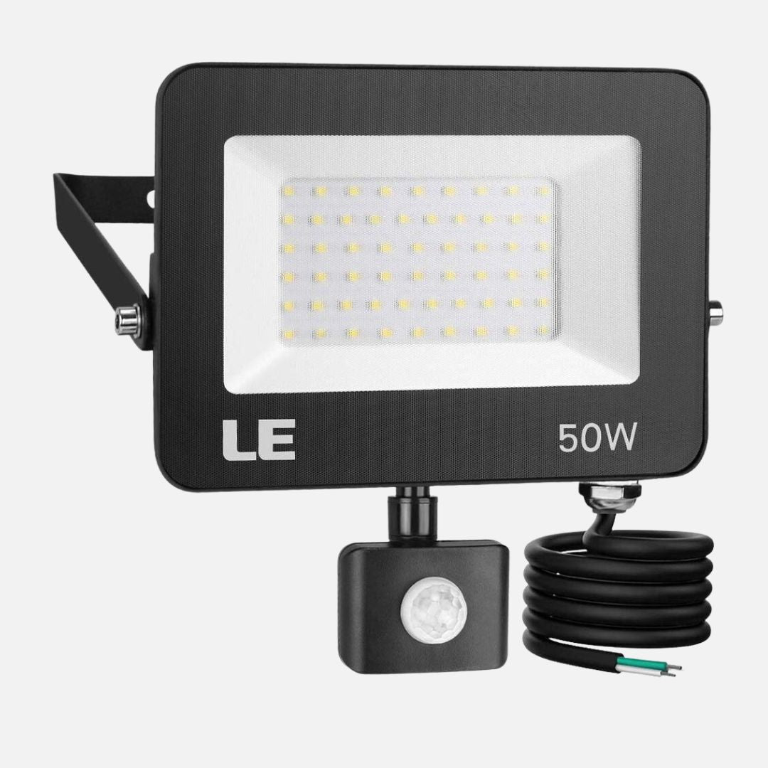 LED-Flutlicht mit Bewegungssensor 15W/30W/50W 5000K Wasserdicht für Außenbereich