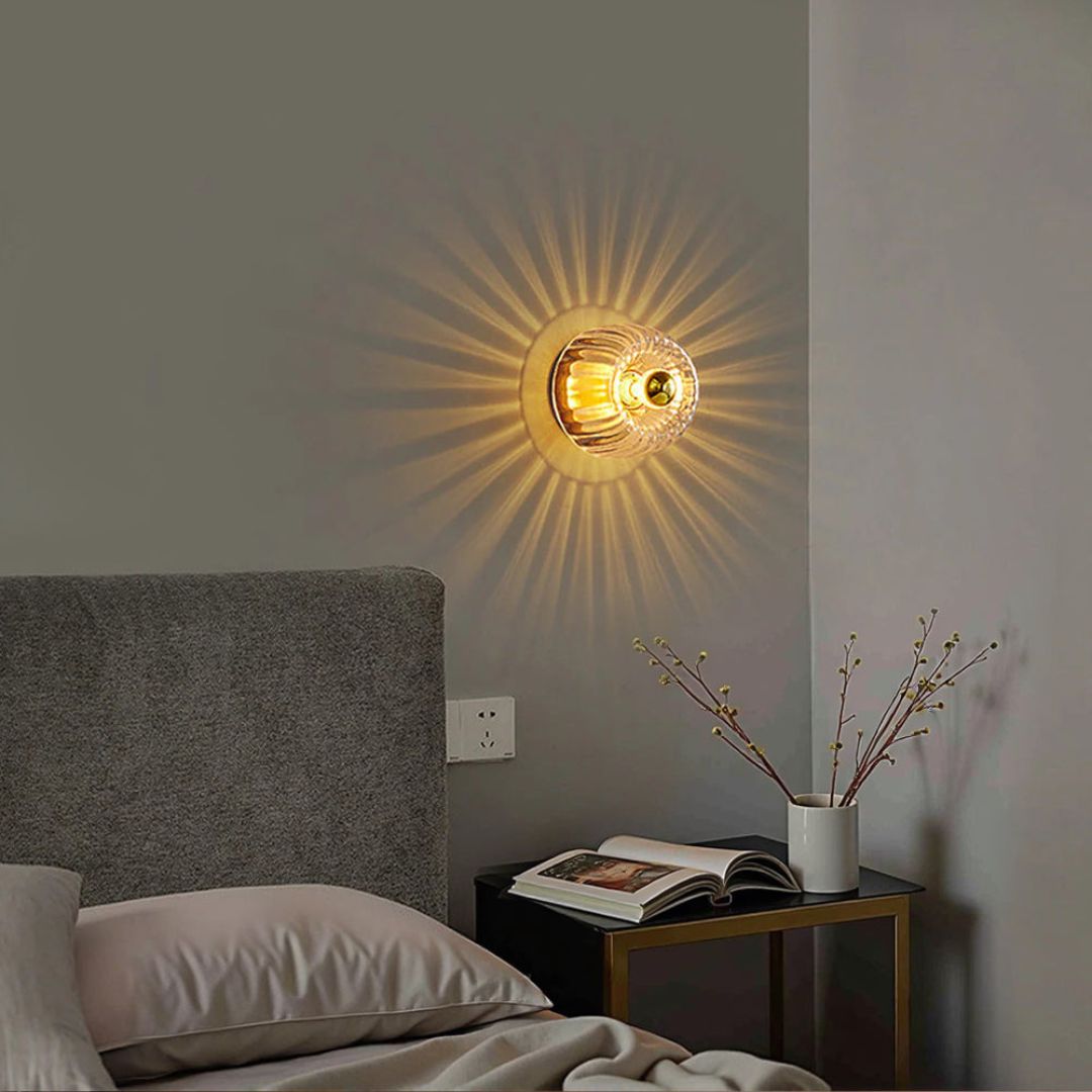 Stilvolle LED Wandleuchte aus Glas für moderne Innenräume – Warmes Licht