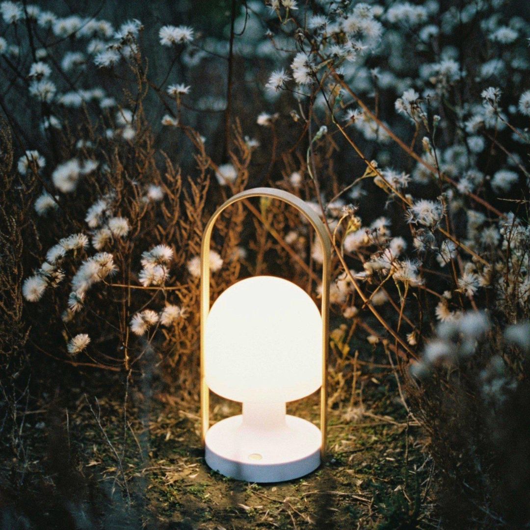Tragbare Dimmbare Tischlampe mit LED und Holzdetails – Kabellose Tischleuchte