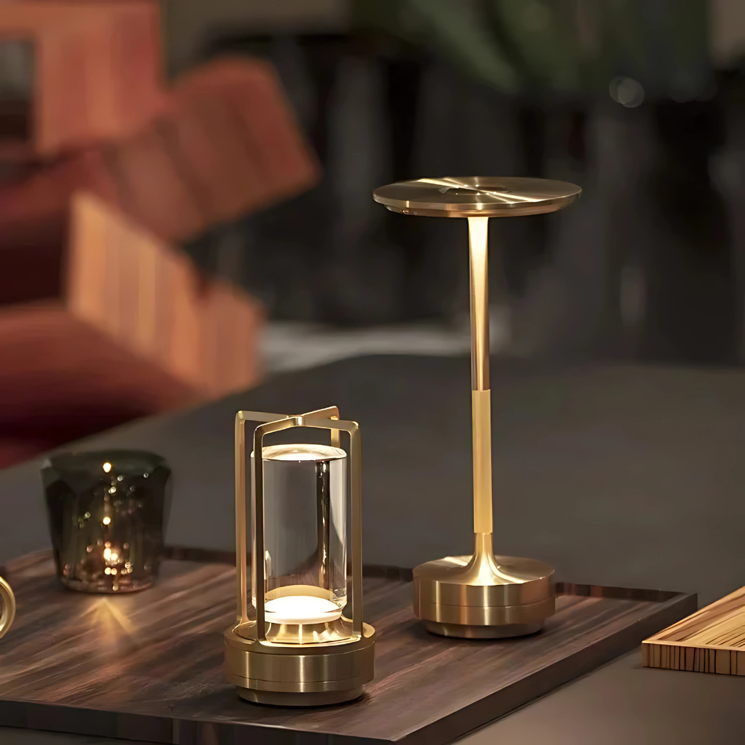 Magnetische LED Tischlampe – Kabellos, Touch-Steuerung & Dimmbar