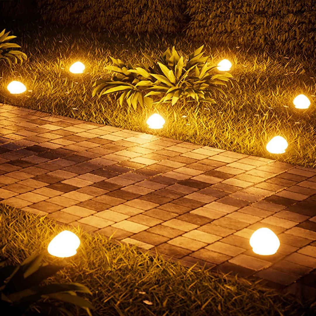 Solar Gartenlampe Dimmbar – Wasserdicht und Minimalistisch für Außenbereiche