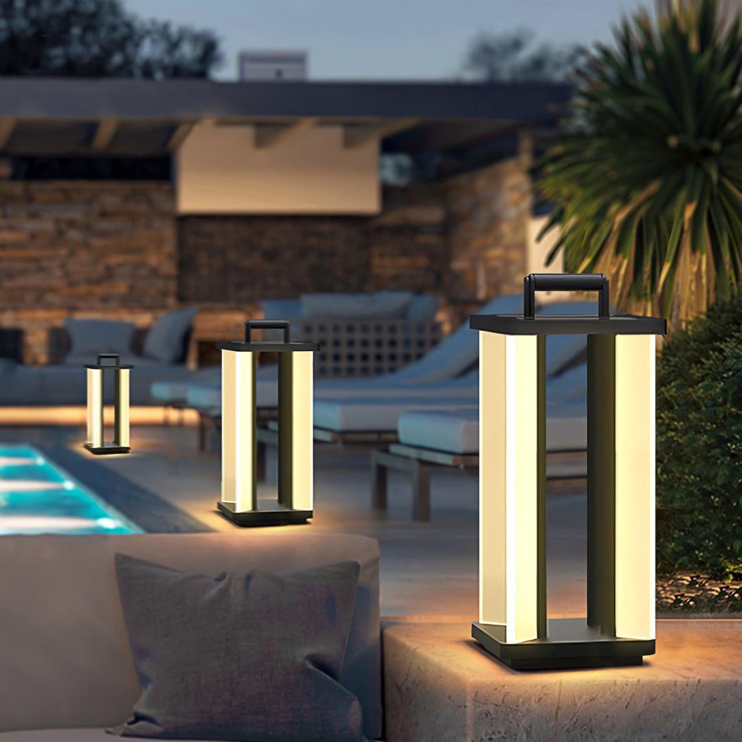 Moderne Außenleuchte aus Edelstahl mit LED – Solar Außenwandleuchte