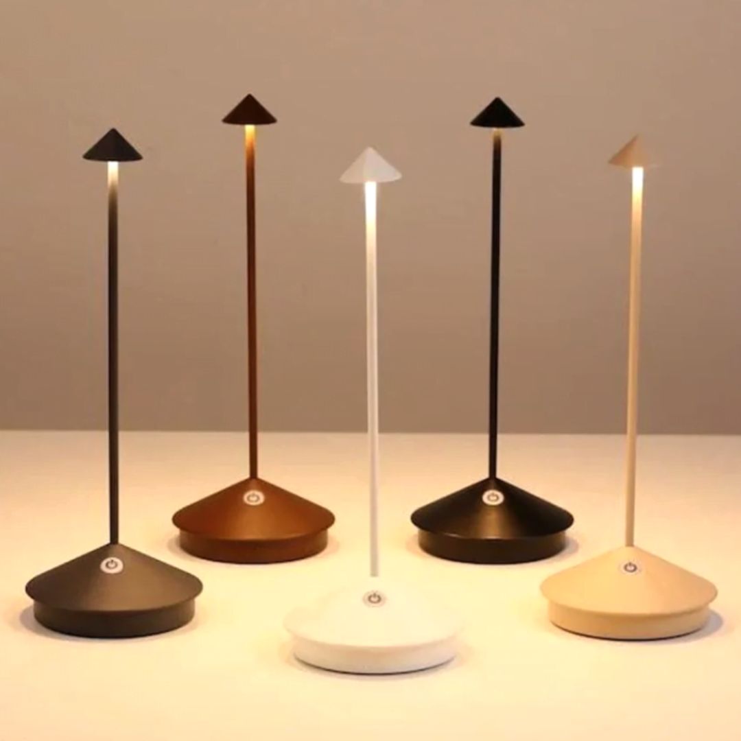 Dimmbare Kabellose LED Tischlampe aus Aluminium – IP54, Minimalistisch