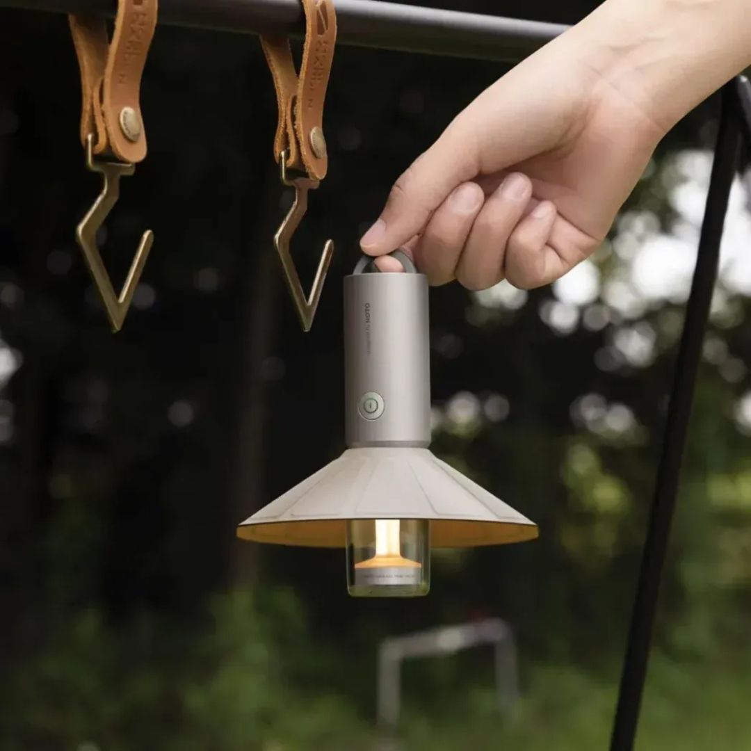 3-in-1 Wiederaufladbare Campinglaterne mit Taschenlampe & Ambientebeleuchtung