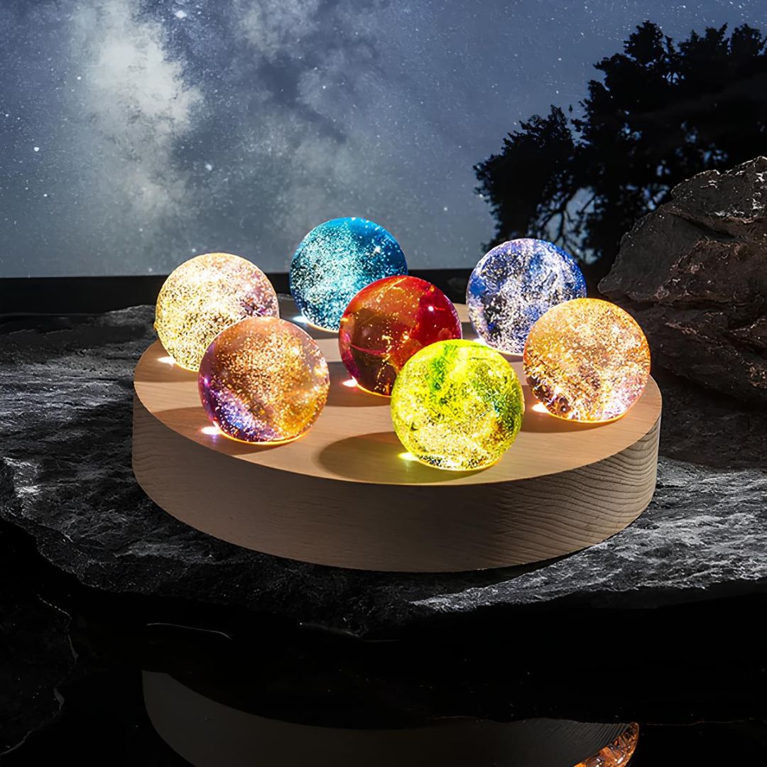 Licht Dekoration: Bunte Kristall-Galaxie-Orbs auf Holzplattform – 7 Farben