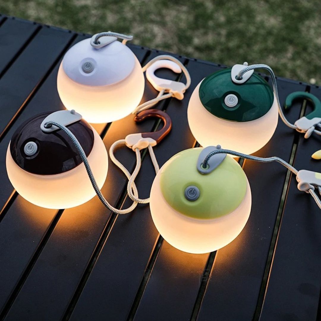 Outdoor-Campinglampe mit verstellbarem Seil und warmen und kalten LED-Modi