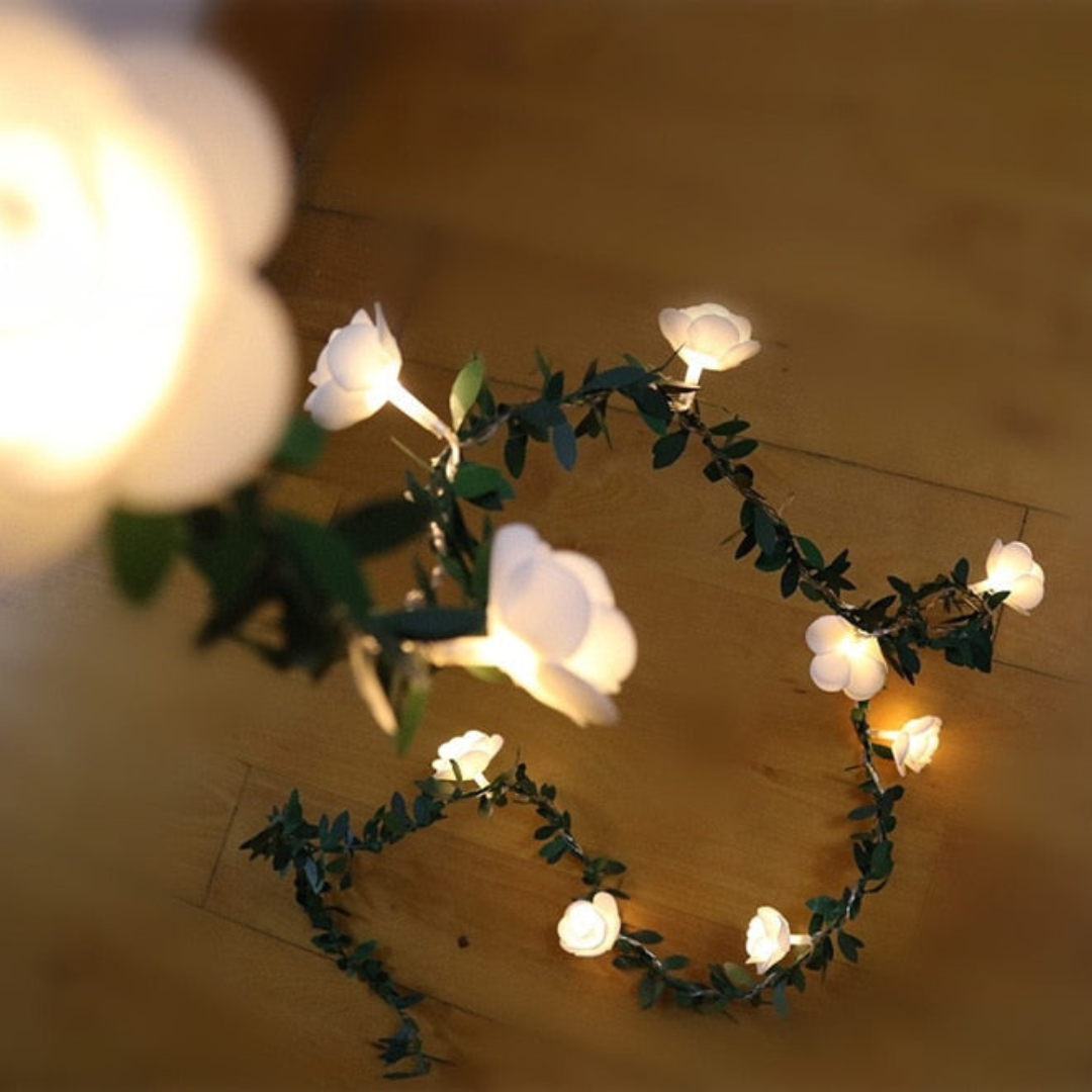 Rosenblüten LED Lichterkette Batteriebetrieben 1,5–6 m Warmweiß