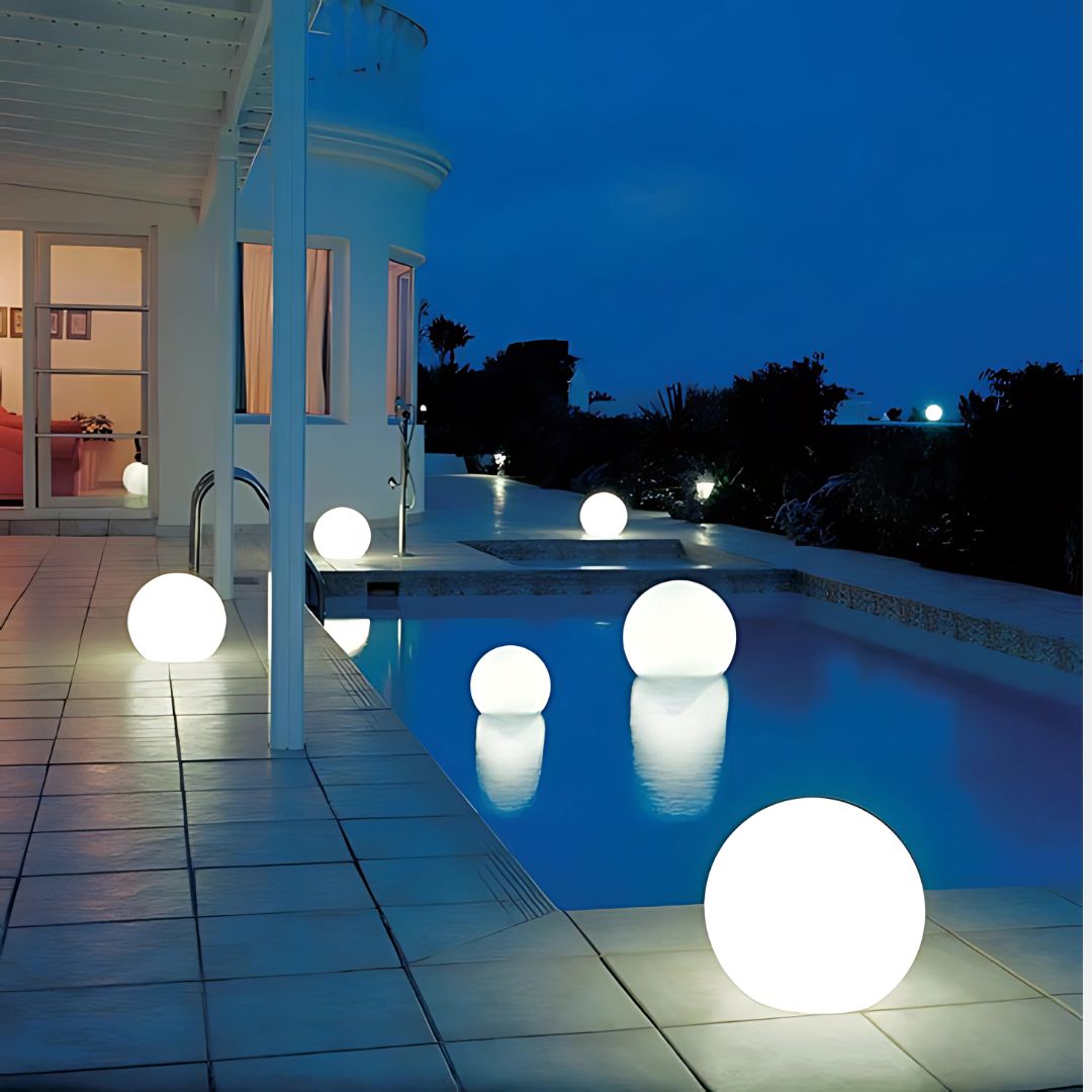LED Gartenlampe Aurora – 16 Farben, Wetterfest für Terrasse, Balkon & Garten