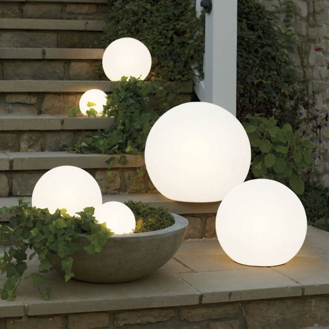 LED Gartenlampe Aurora – 16 Farben, Wetterfest für Terrasse, Balkon & Garten