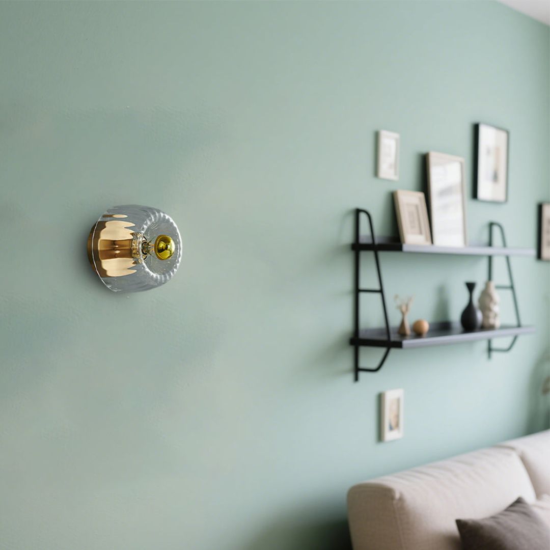 Stilvolle LED Wandleuchte aus Glas für moderne Innenräume – Warmes Licht