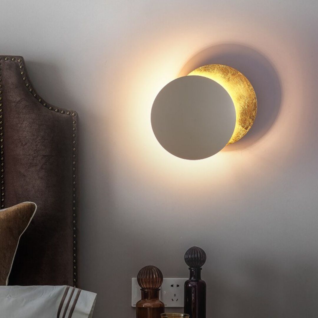 Goldene Eclipse LED-Wandleuchte – Moderne Drehbare Wandlampe