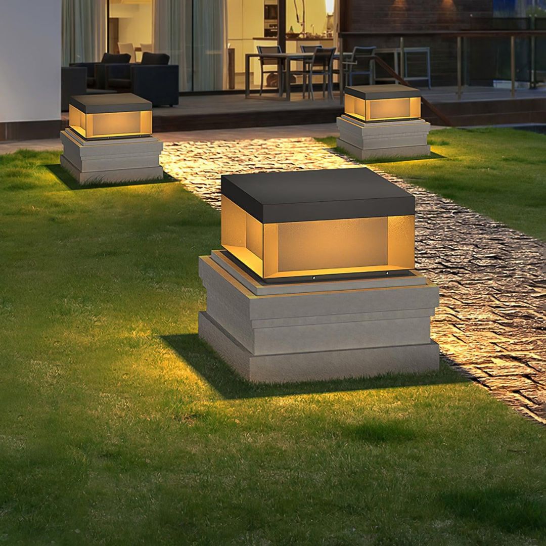 Moderne Außenleuchte mit LED – Quadratische Wandleuchte für Garten und Terrasse