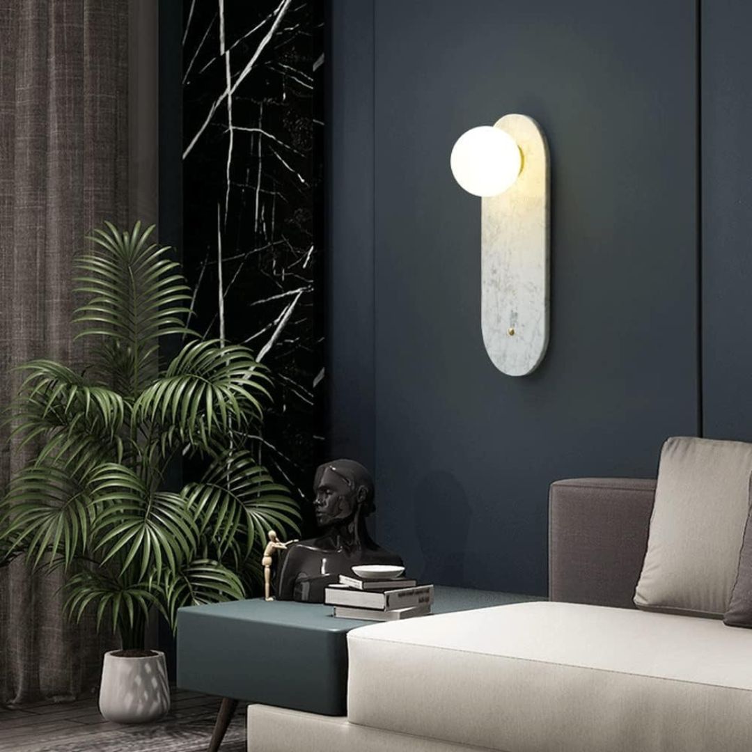 Elegante Wandleuchte aus Marmor, G9 Licht, 36 cm hoch, 12 cm breit