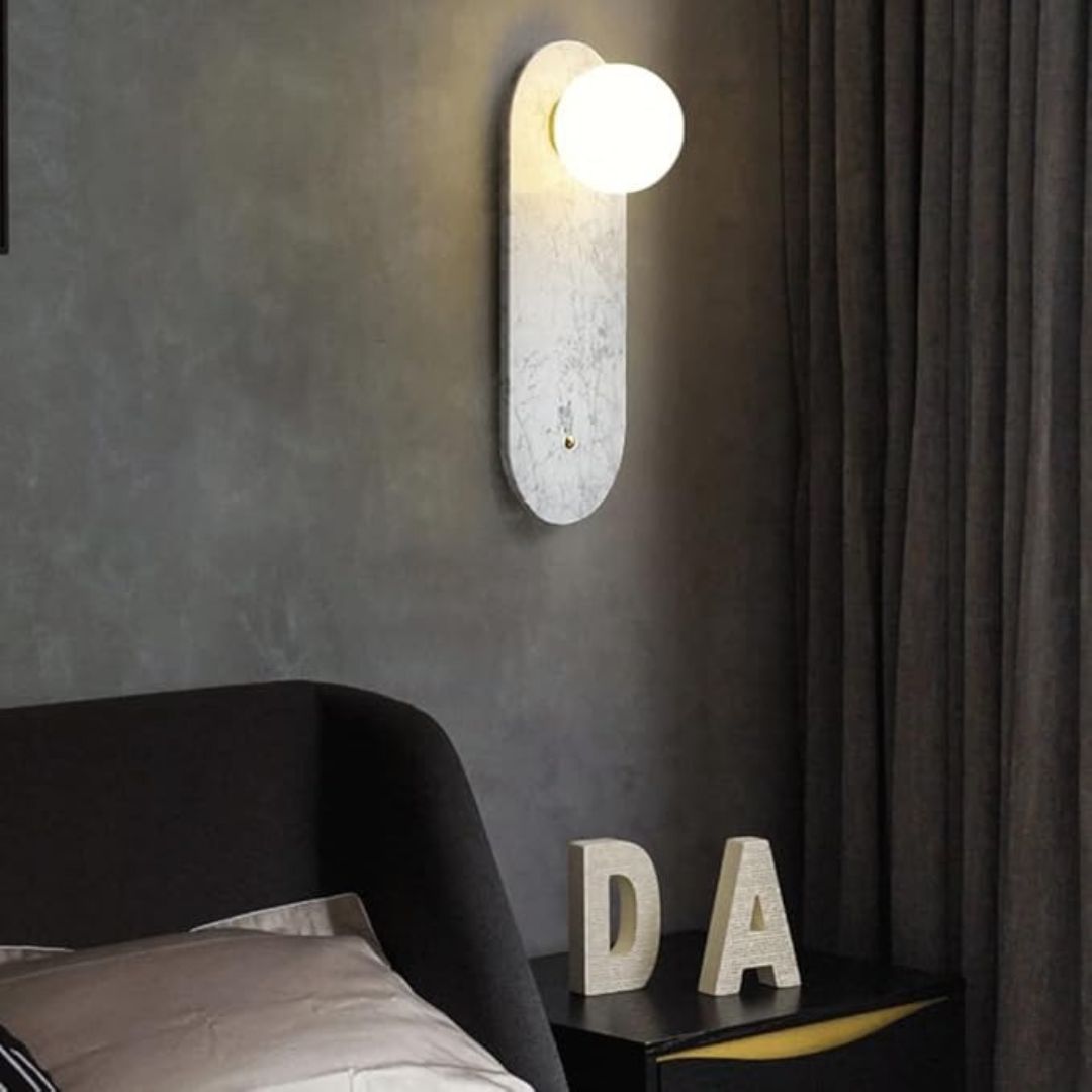 Elegante Wandleuchte aus Marmor, G9 Licht, 36 cm hoch, 12 cm breit