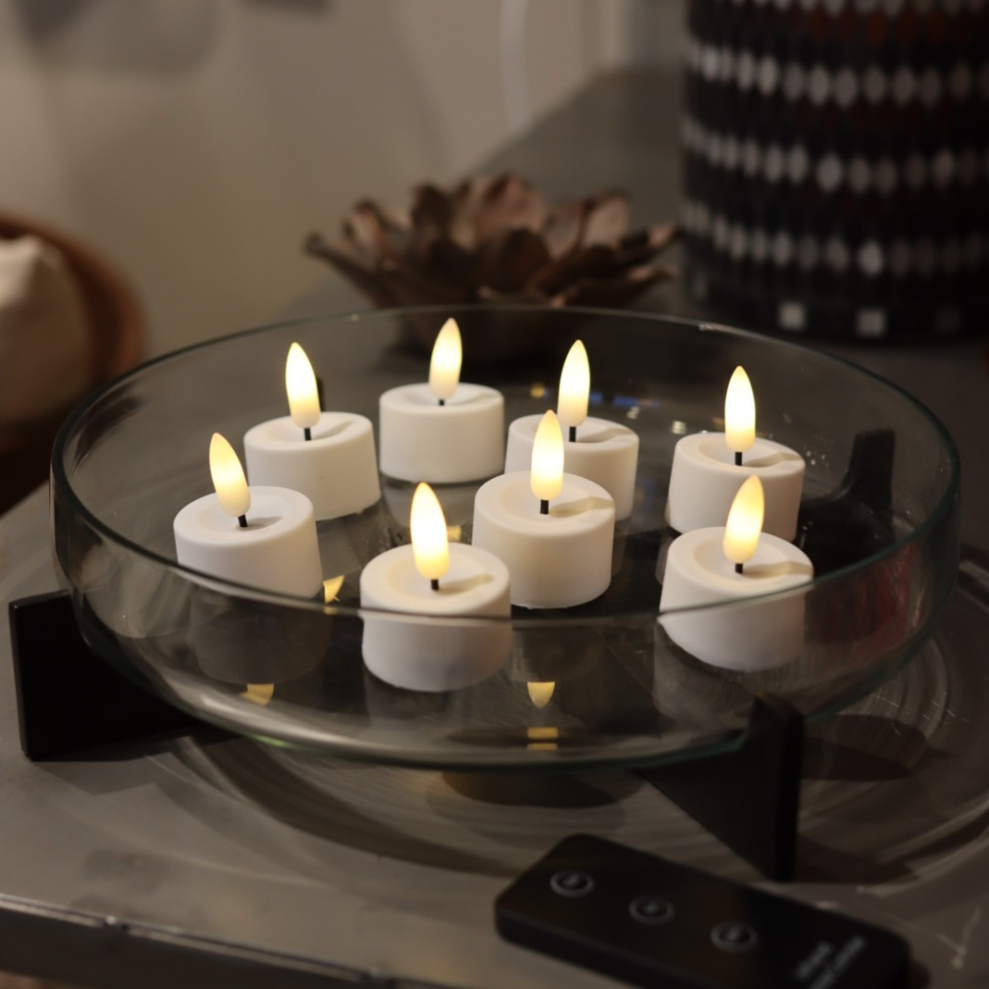 8er Set LED Heizungslichter Warmweiß mit Fernbedienung – Batteriebetrieben für Gemütliche Innen- und Außendekoration-1
