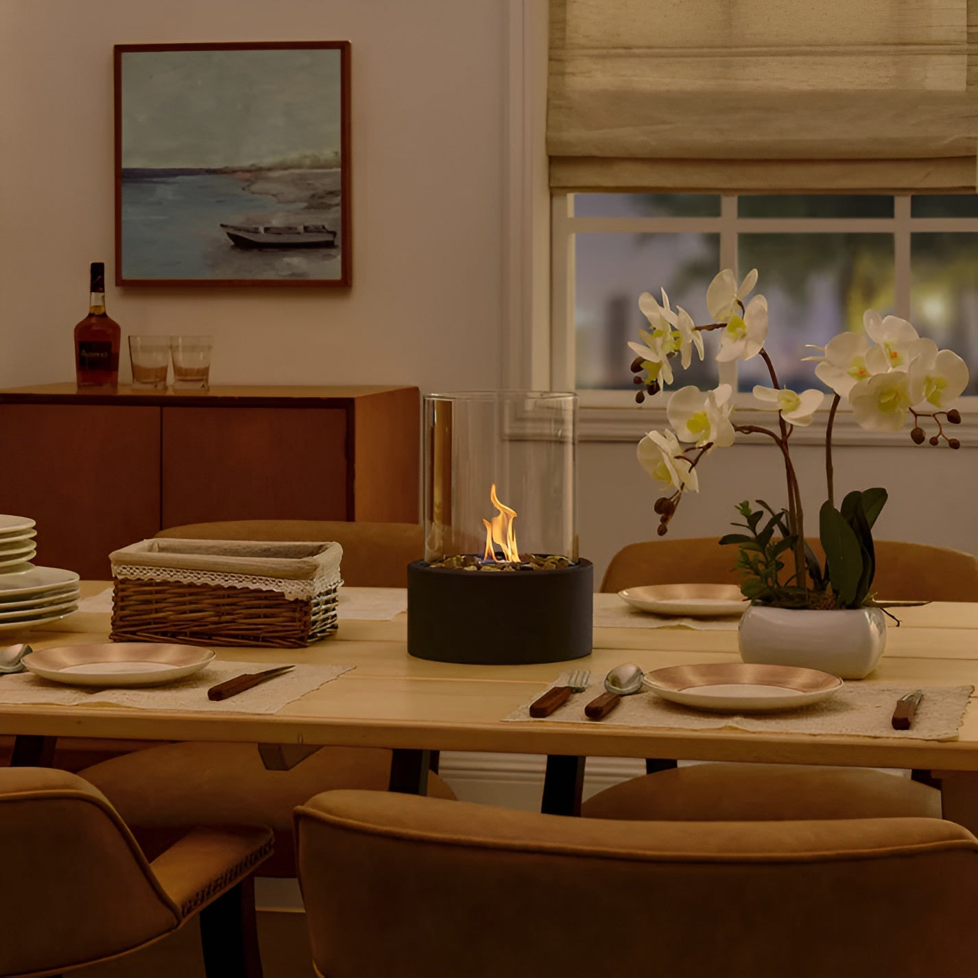 Solara - Stijlvolle Black Metal Base Table Fire Station