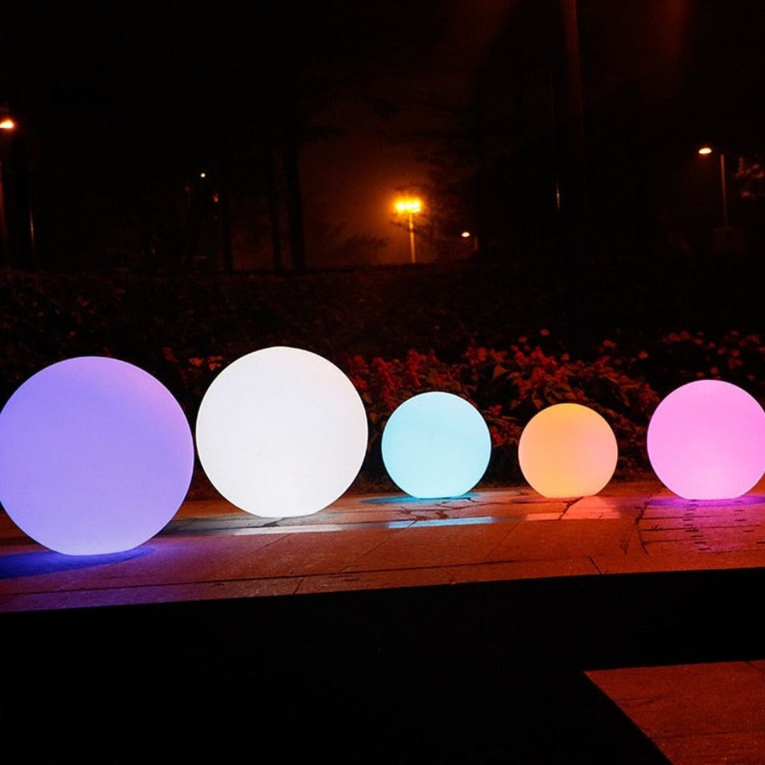 LED Gartenlampe Aurora – 16 Farben, Wetterfest für Terrasse, Balkon & Garten