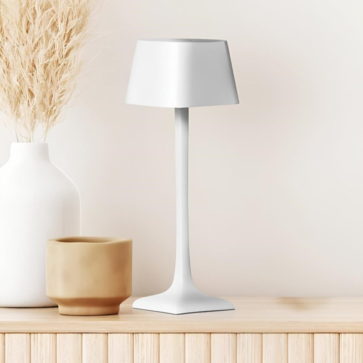Variant image for Elegante LED Tischlampe mit Dimmer und USB-C Aufladung – Kabellose Tischleuchte, Wasserdicht, 16 Stunden Akkulaufzeit, Modernes Design-2